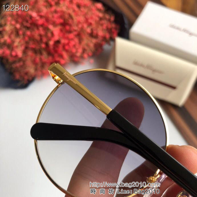 Ferragamo菲拉格慕 新款墨鏡 復古圓框 輕便百搭 女款太陽鏡 SF164SIZE   lly1346